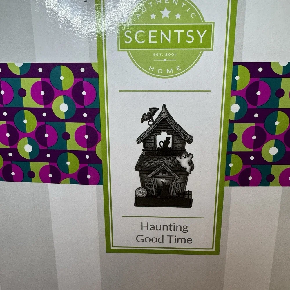 Scentsy Haunting Good Time Warmer Haunted Mansion New N Box Halloween Wax Melter